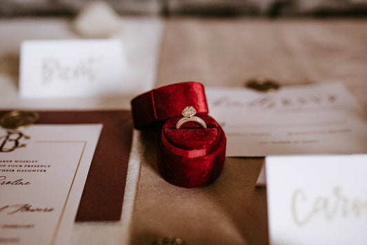 5 Reasons Why a Jewelry Gift Box is the Perfect Present for Any Occasion