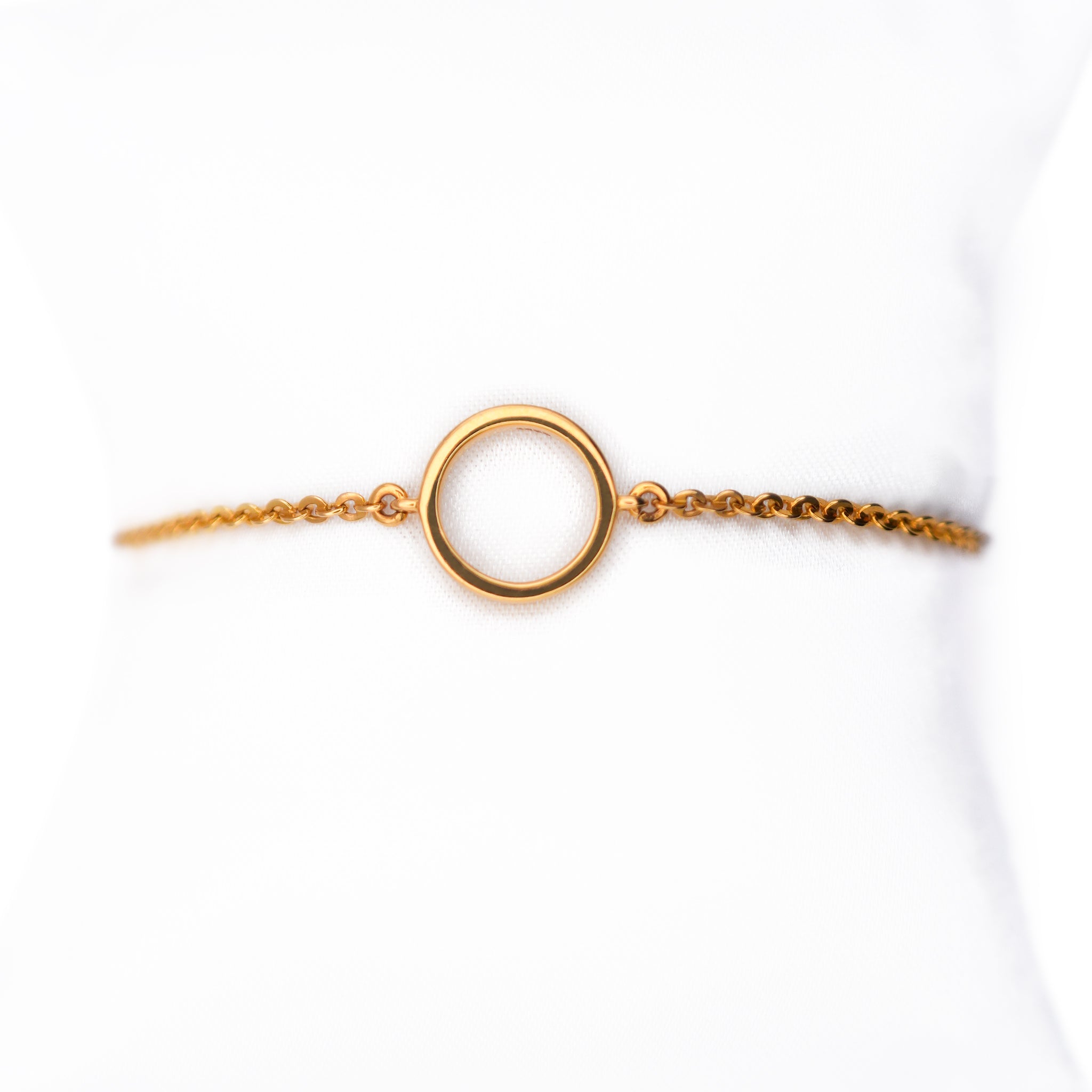 Margot 22k Gold La Ronde with Gold Chain Bracelet for Women & Men